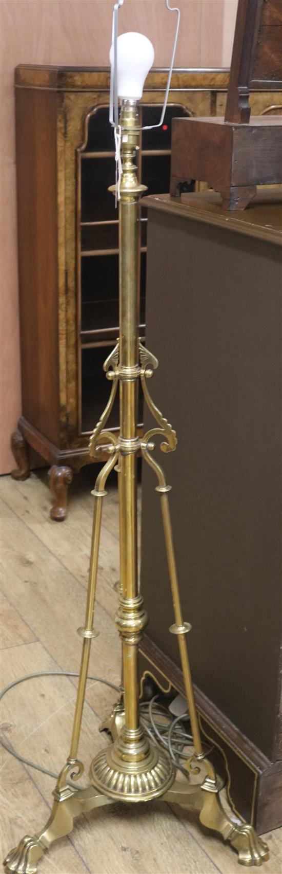 An Edwardian brass standard lamp, H.119cm